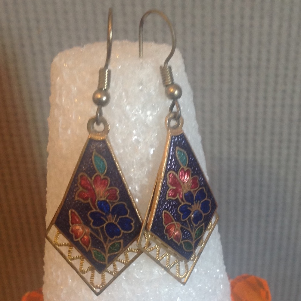 Fish hook earrings .. cloisonné?  ...  E6